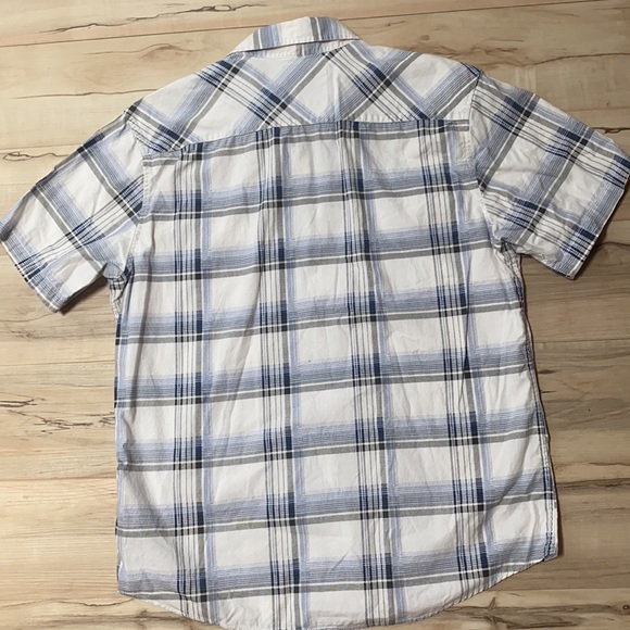 Chalc L White Plaid Button Front. Short Sleeves. - Picture 6 of 8